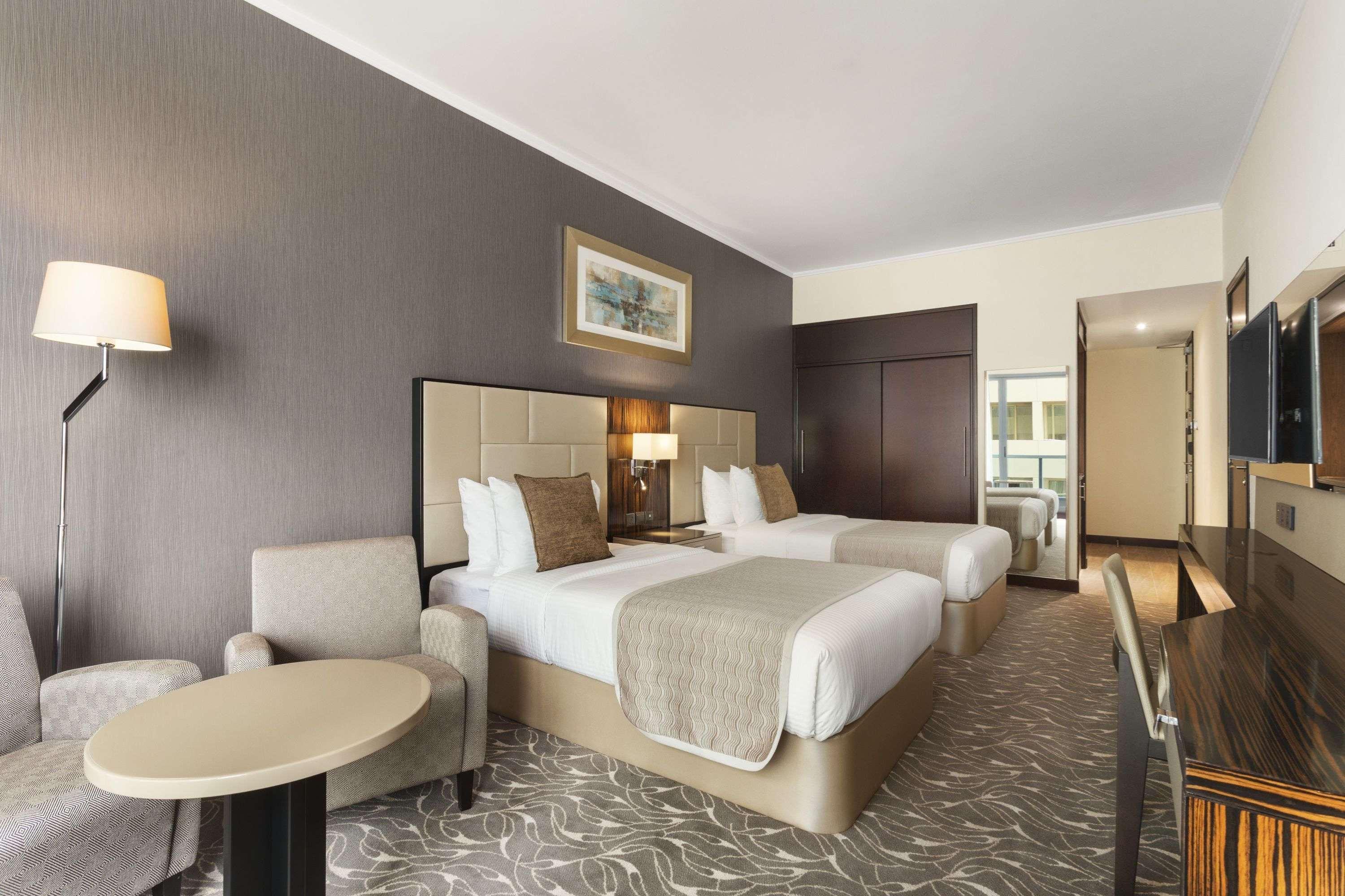 Hawthorn Extended Stay By Wyndham Abu Dhabi City Center Экстерьер фото