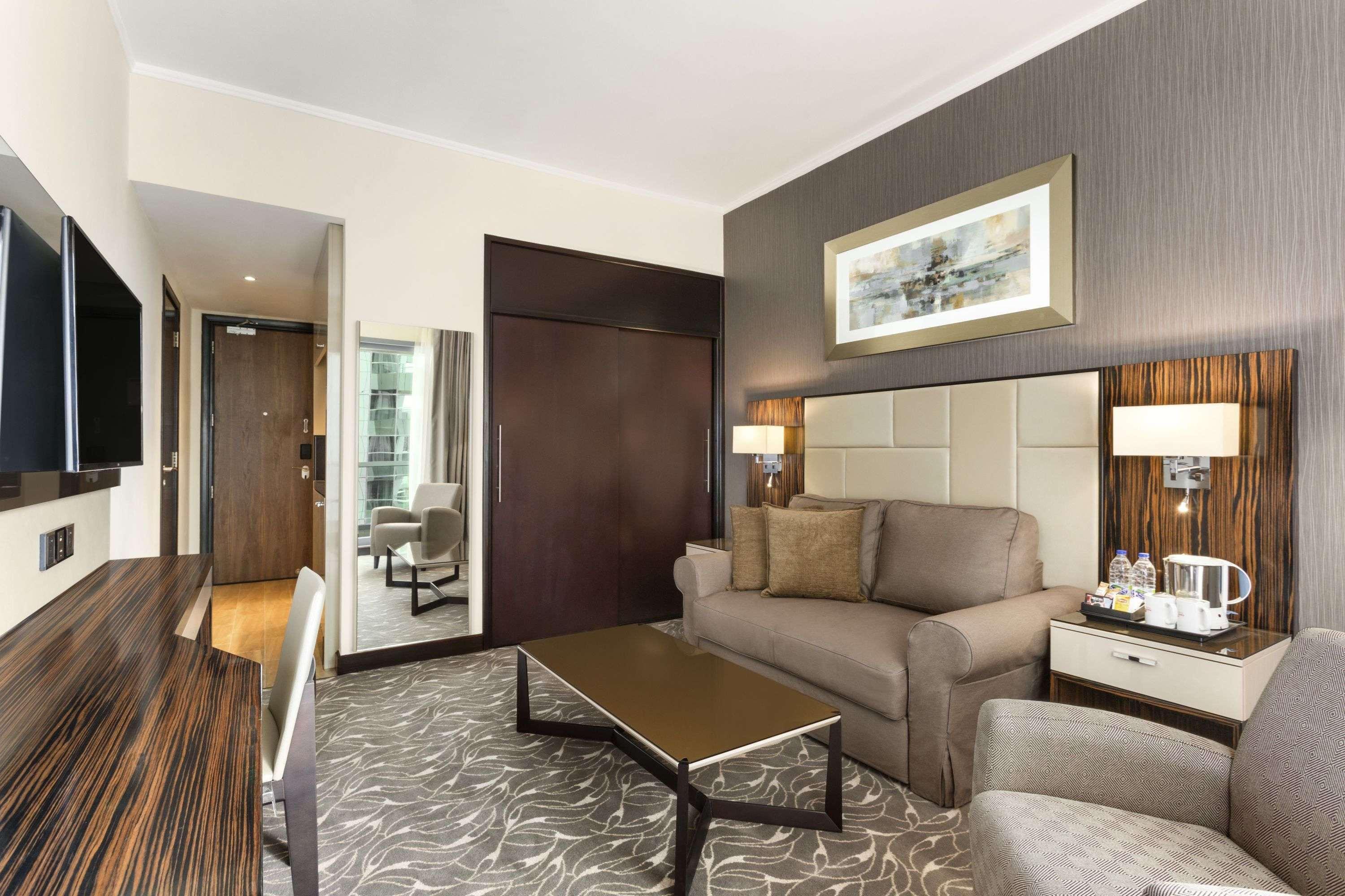 Hawthorn Extended Stay By Wyndham Abu Dhabi City Center Экстерьер фото