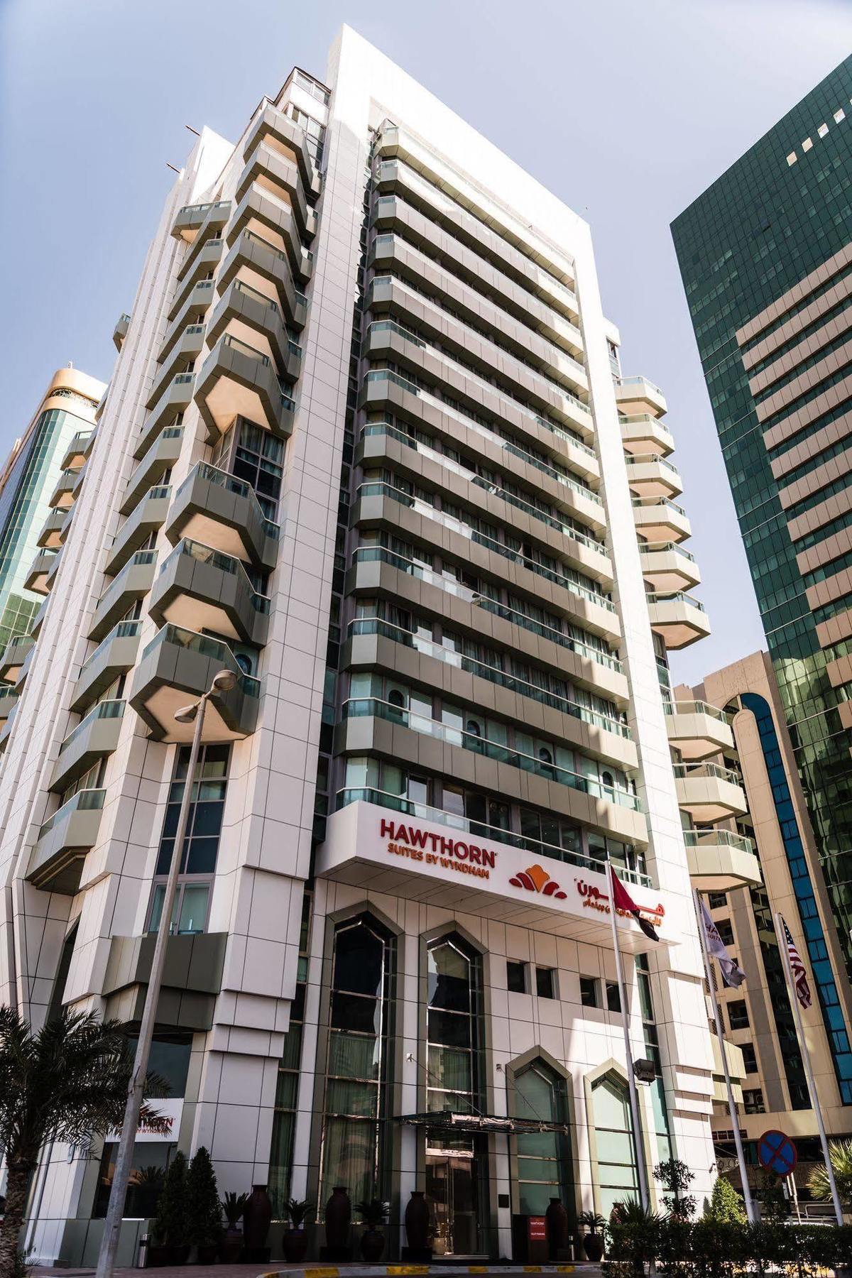Hawthorn Extended Stay By Wyndham Abu Dhabi City Center Экстерьер фото